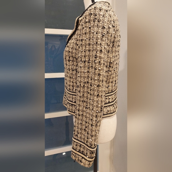 Jones New York Elegant Black and Cream Blazer - Picture 5 of 9